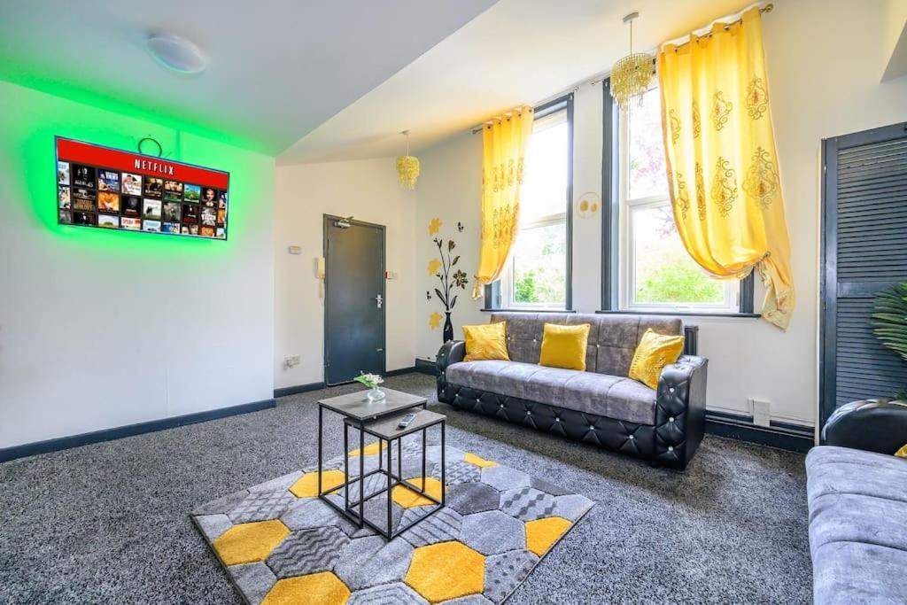 -F5Gh- For Relaxed & Cosy Stay, Free Parking, Wifi Leeds  Bagian luar foto